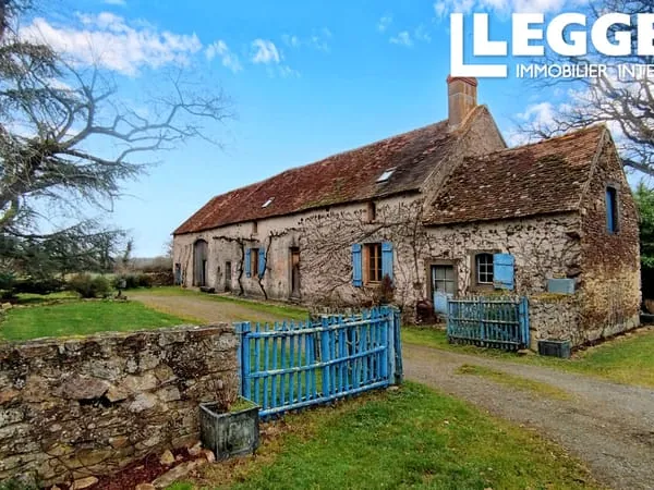 Magnifique maison de 3 ou 4 chambres, entourée de 4,7 hectares de pâturages équestres, d'une 
