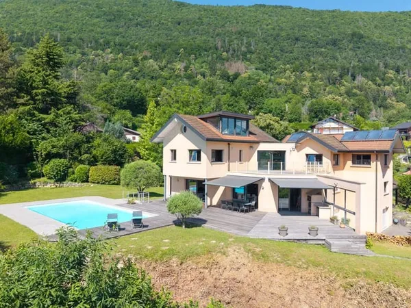 Maison 6 pièces 290 m² 