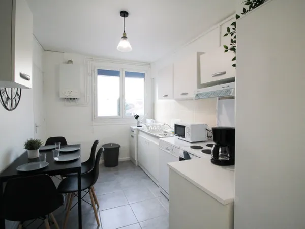 Appartement Location Villeurbanne 4p 64m² 500€