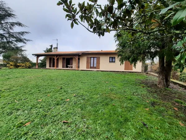 Maison 142 m2 à rafraîchir garage et jardin clos 