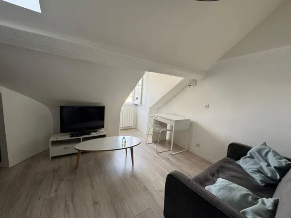Deux pièces au coeur du 6eme 