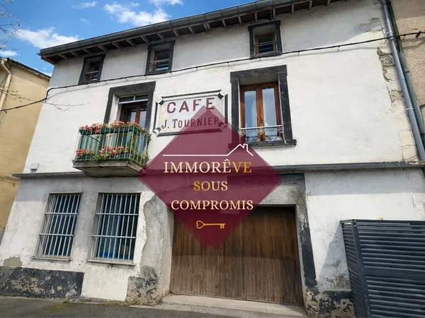 Maison de ville d'environ 139,56 m2 (121,49 m2 en carrez) - Idéal investisseur ! Possible division 