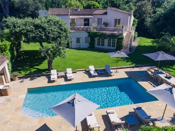 Gassin - Maison - Location saisonnière - 5 Chambres - Piscine. 