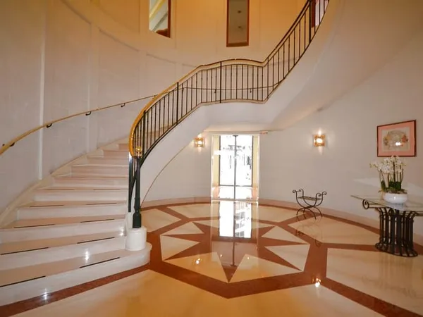 A LOUER STUDIO 33.21M2. LES HESPERIDES CANNES CROISETTE 