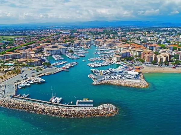 Appartement Frejus 3 pièces 82 m2 Avec 2 garages 