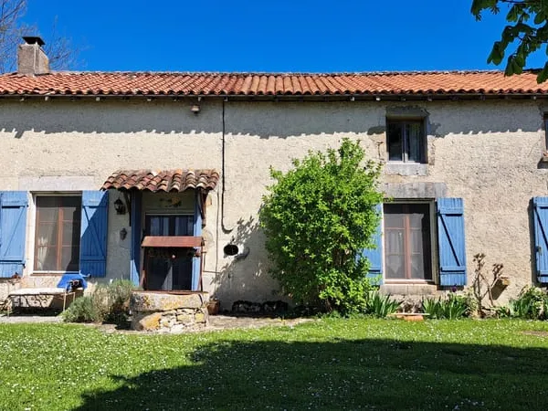 Maison avec jardin à vendre à Nerignac, Nouvelle-Aquitaine 