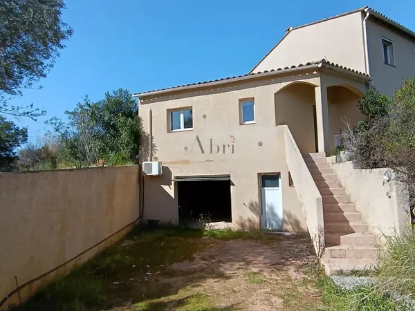 VILLA DE 122.44 m2 - SECTEUR AGOSTA