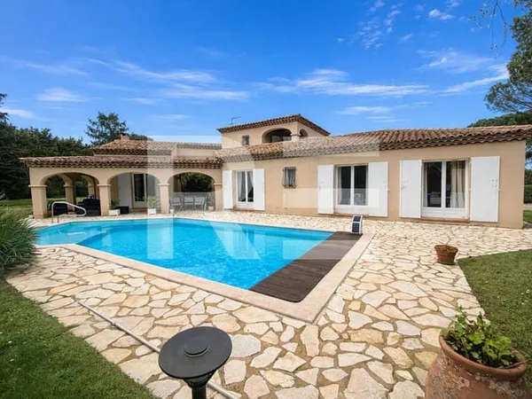 VILLA GOLF DE CAMPAGNE PARC DE SAINT CLOUD