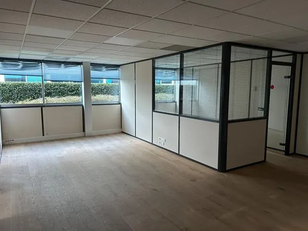 Bureaux 346 m²