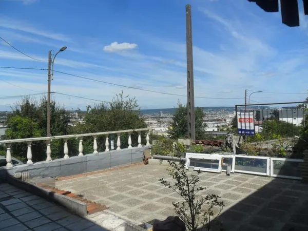 Maison 8 pièces 174 m²