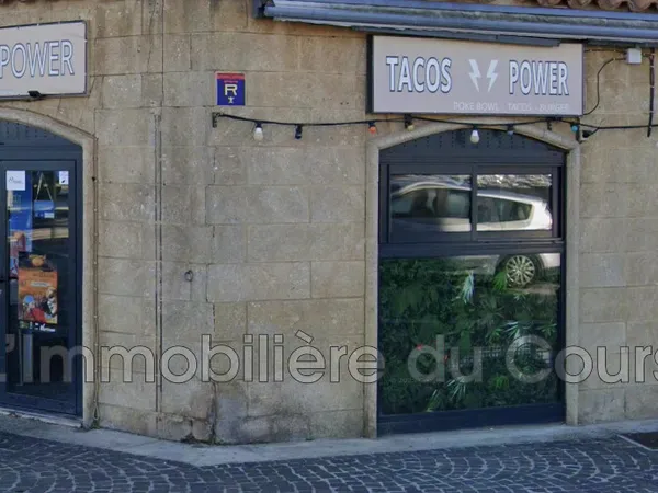Local 1 pièce 18 m²
