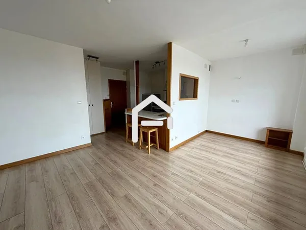 A louer : T1Bis de 33.80 m² - Proche Place Dupuy