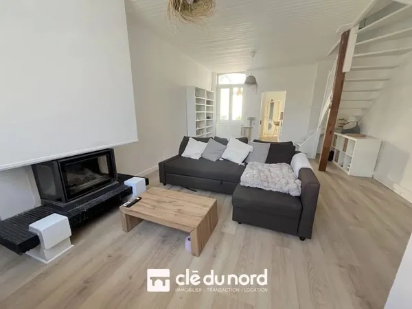 Maison de 74m2 - 2 chambres + bureau - cour - garage