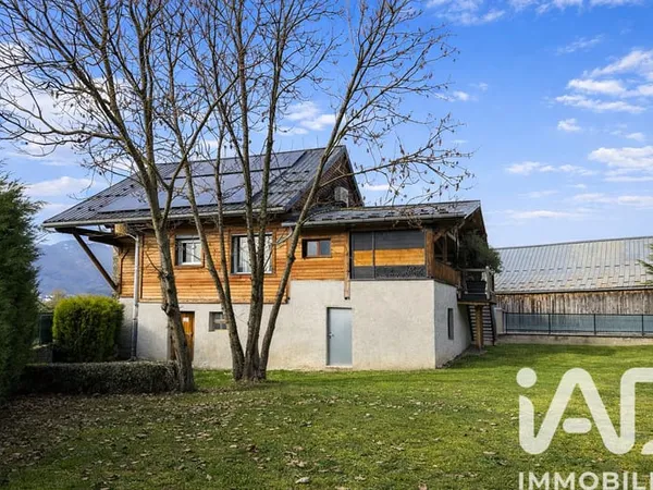 Maison 5 pièces 140 m²
