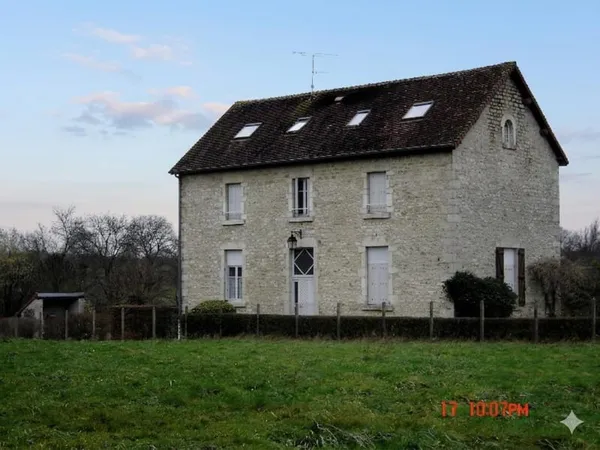 Appartement 1 pièce - Flacey-en-Bresse