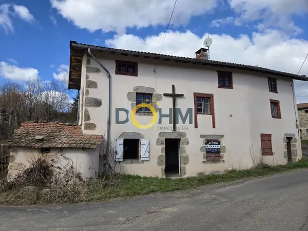 MAISON DE VILLAGE AVEC 97 M2 HABITABLES