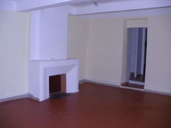 APPARTEMENT T4 A RIANS
