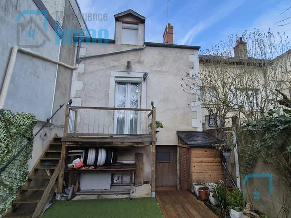 Bourges (Vauvert) - Maison 2 chambres avec jardin