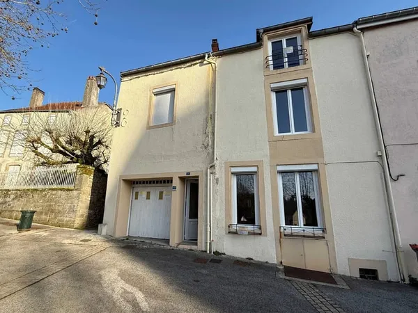 Maison 7 pièces 250 m²