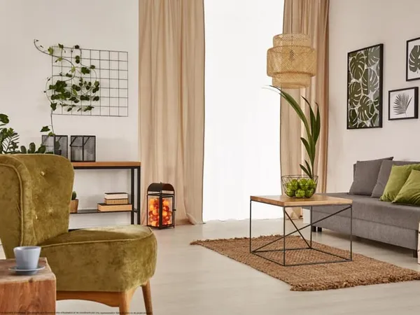 BIEN A SAISIR : 2 PIECES EN ETAGE AVEC BALCON BIEN EXPOSE CENTRE VILLE