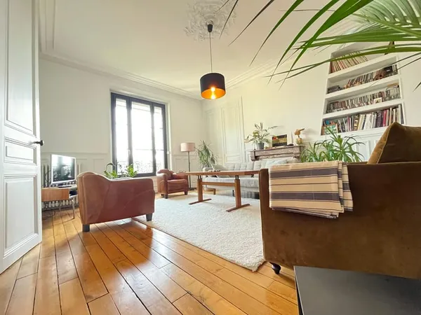 BEL APPARTEMENT LUMINEUX CATHEDRALE