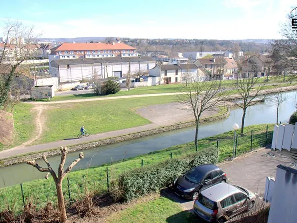 A LOUER - Appartement 3 pièce(s) de 58 m2 à VILLENOY
