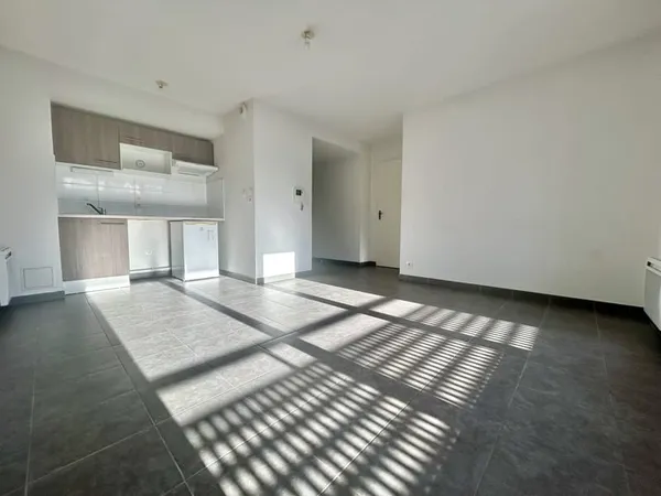 Toulouse, Quartier Croix Daurade, T2 de 40 m2 avec parking