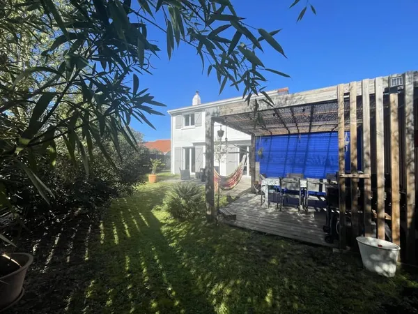 Nouveauté - Emplacement exceptionnel - 143m² - 5 chambres + bure
