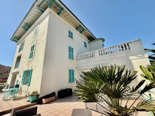 Appartement 2 pièces 116 m²