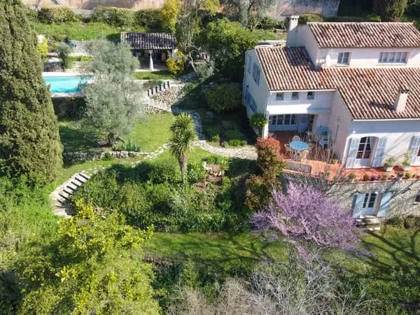 Maison 4 pièces 211 m²