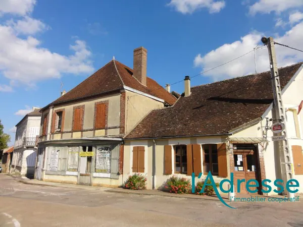 Immeuble commercial 400 m²