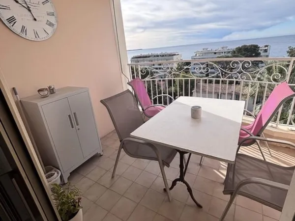 CANNES - VUE MER PANORAMIQUE - À 2 MINUTES À PIED DE LA PLAGE