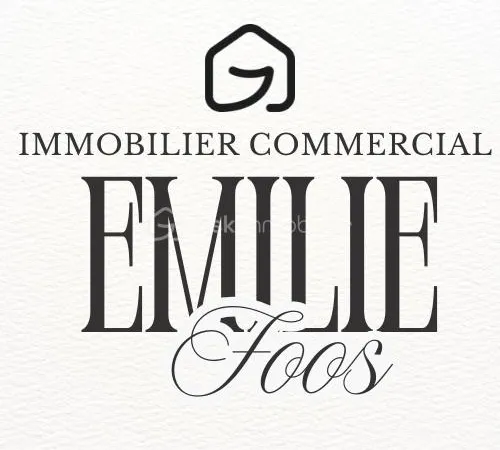 Maison familiale extensible - 453 m² avec multiple pièces à vivre et dépendances - Fresnes-en-Woëvre