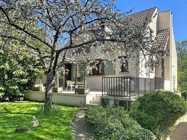 Maison 6 pièces 136 m²
