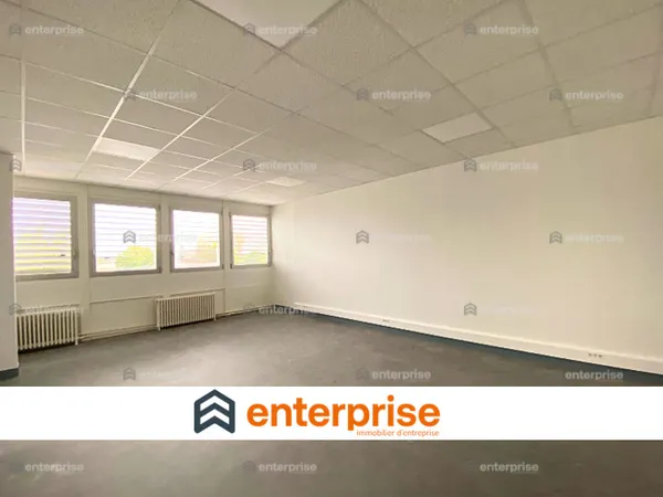 Local 214 m²