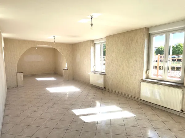 Appartement à louer 5 pièces à CHAMPIGNEULLES (54)