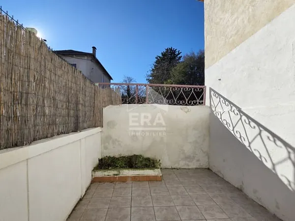 ORGON Premier achat ou investisseur : maison de ville avec potentiel