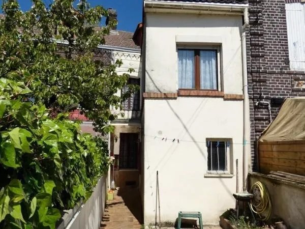 Maison de 70 m2 env 3 chambres Petit Quevilly au calme