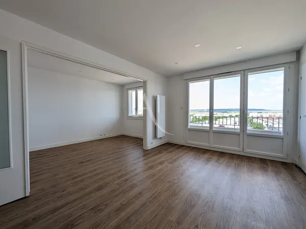 Appartement 4 pièces 77 m²