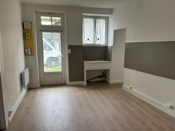 Maison Mitoyenne Rénovée de type 2 de 48 m² env.
