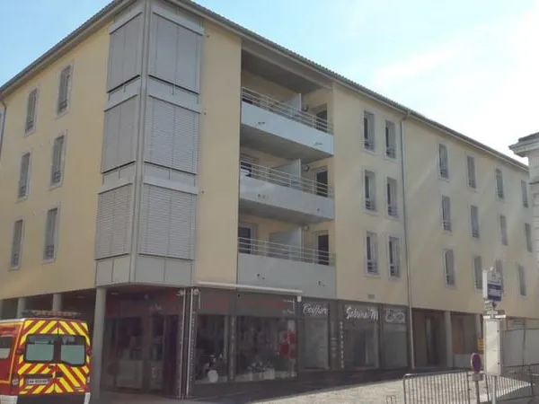 Appartement - T4 - ST JEAN LE VIEUX