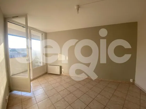 Appartement Location Compiègne 1p 18m² 652€