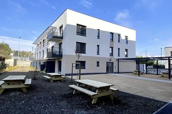 CLERMONT-FERRAND / Studio neuf à louer proche Campus des Cézeaux