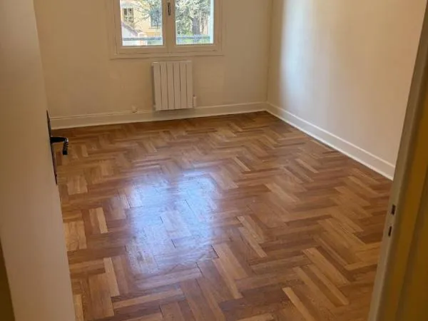 Appartement lumineux de 2 pièces à louer à Villeurbanne