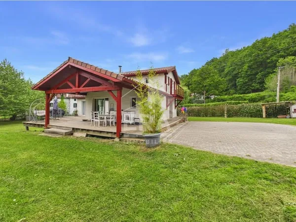 Maison 4 pièces 130 m²