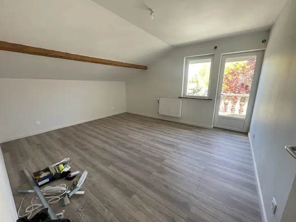 LOCATION 69500 BRON - CHAMBRE EN COLOCATION DANS UNE MAISON INDIVIDUELLE MEUBLEE