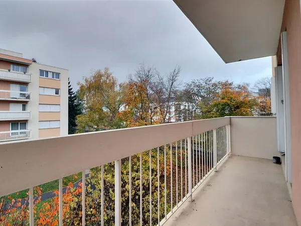 Appartement 4 pièces 84 m²