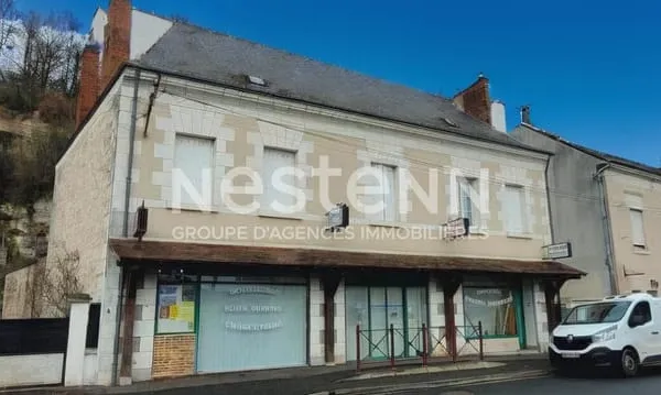 Immeuble commercial 10 pièces 300 m²