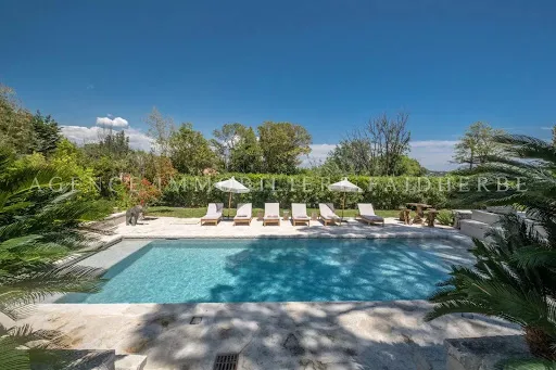 Maison Vente Saint-Tropez   31250€