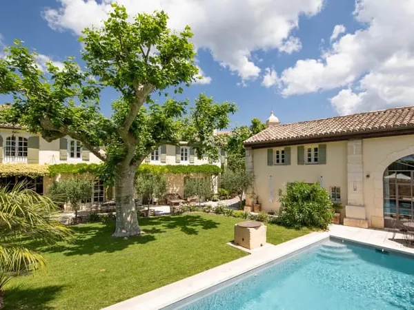 Maison 6 pièces 441 m²